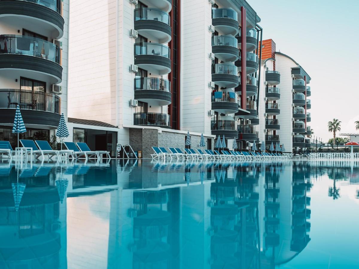 Grand Uysal 3* Alanya