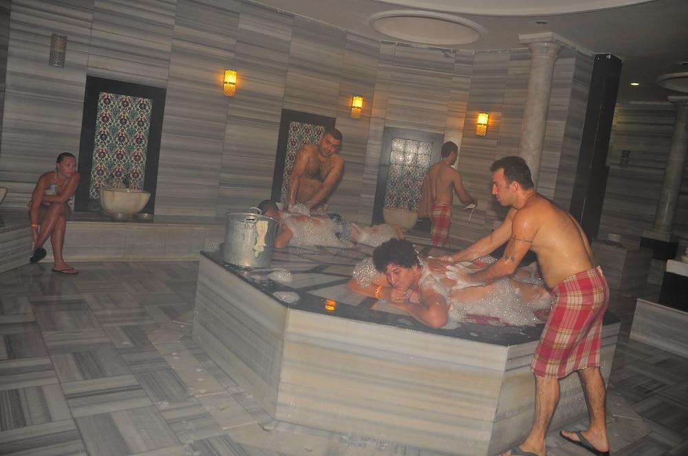 Hedef Hotel