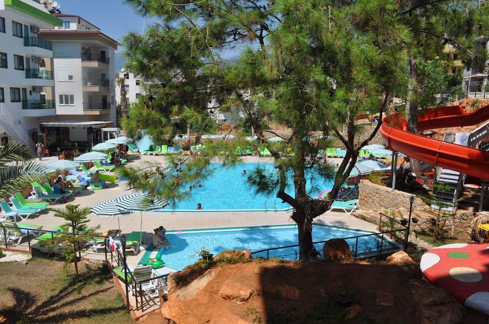Life Hotel