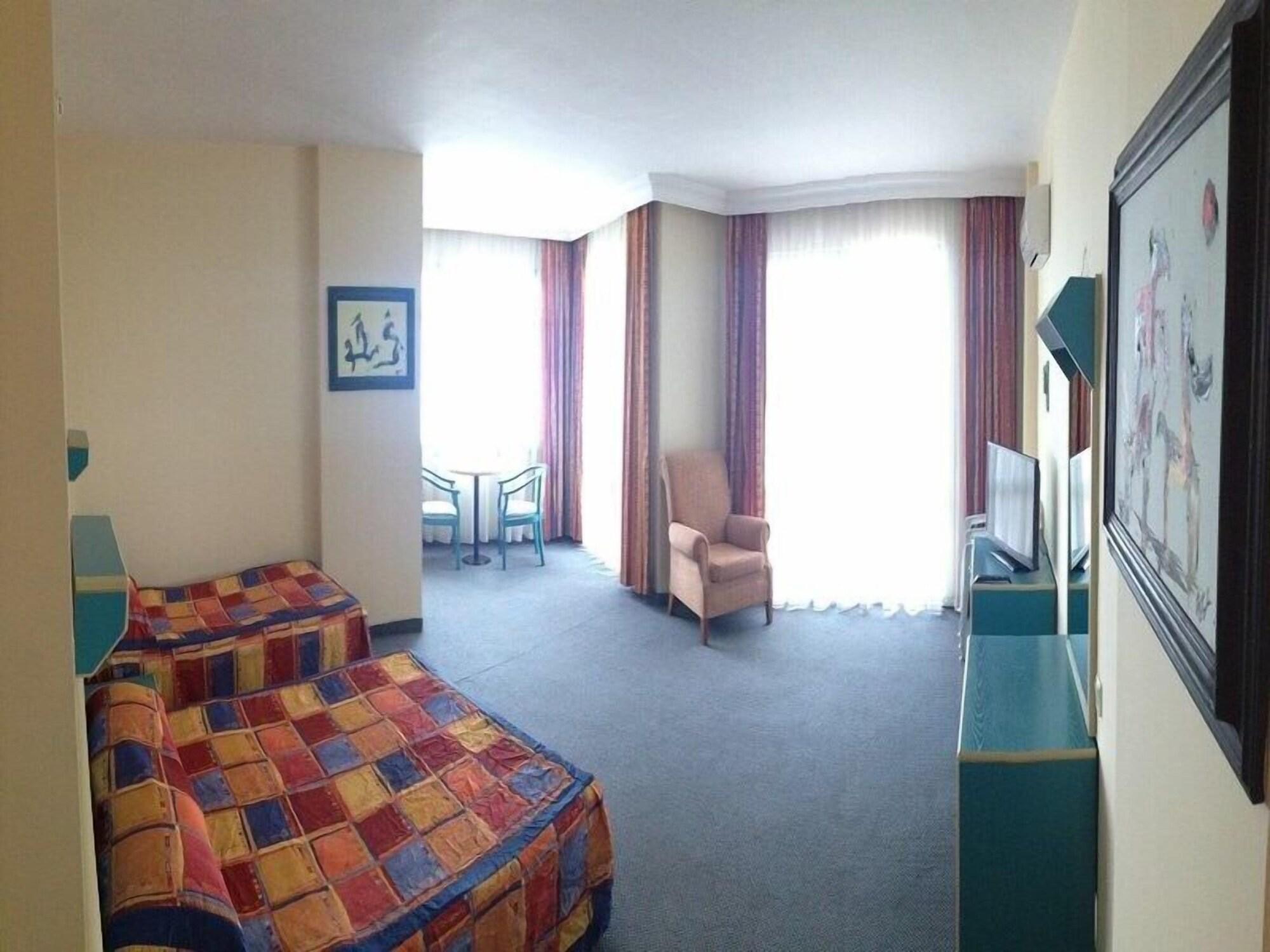 Hotel Merlin Park