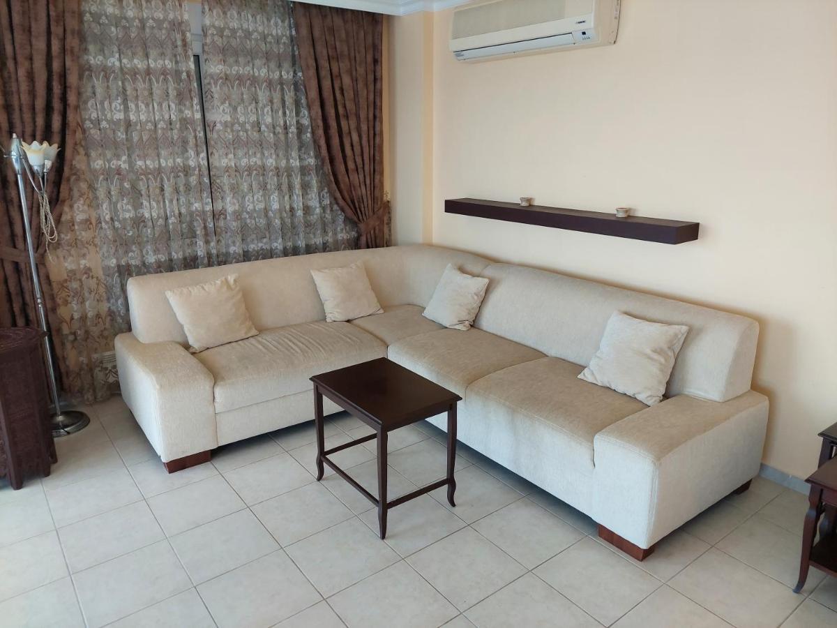 Apartment Dinek Mahallesi,eski Antalya Yplu Cad.,uygun Cleopatra 3 Sitesi No:59 Blok:e Daire:2 *