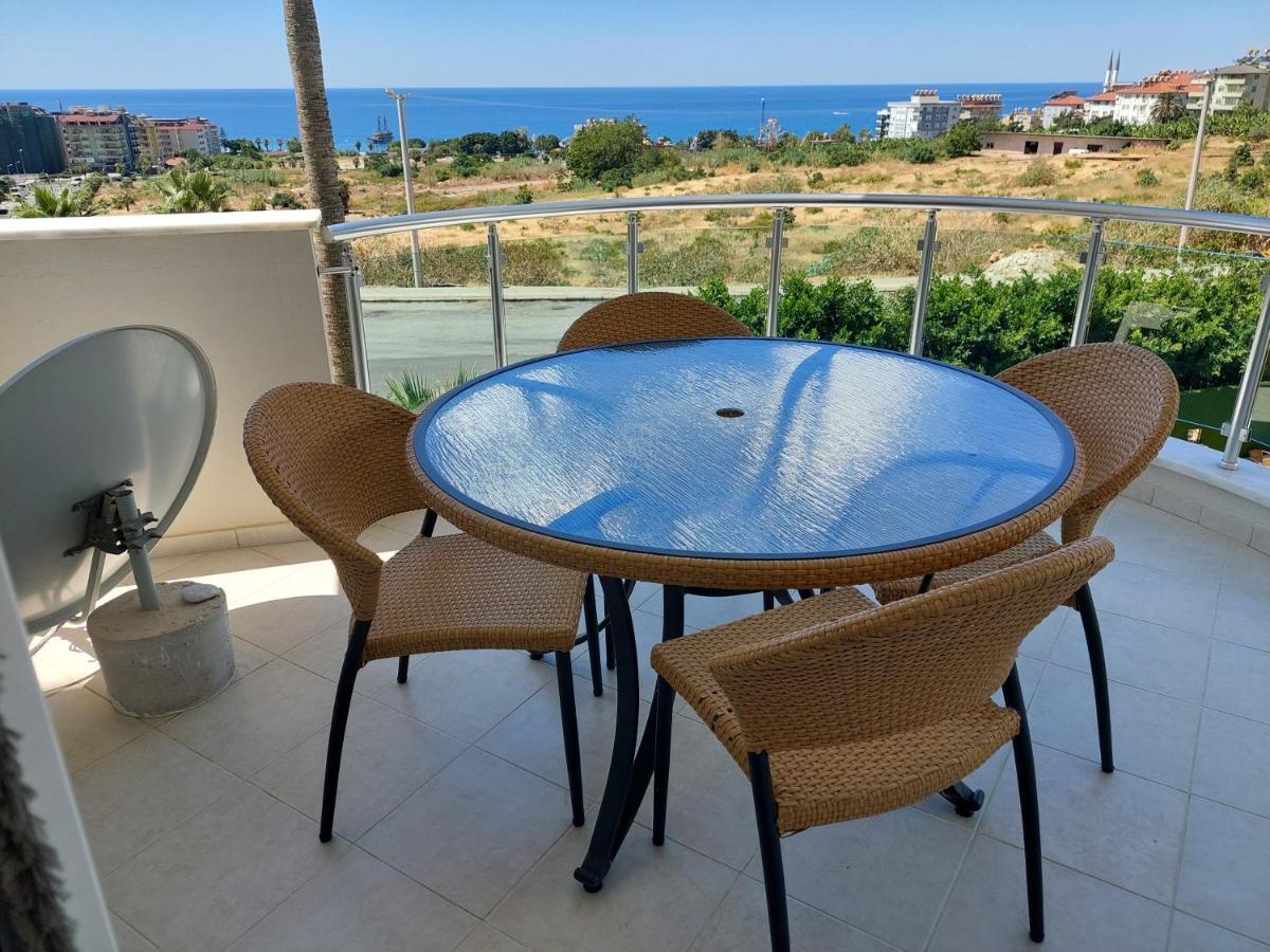 Apartment Dinek Mahallesi,eski Antalya Yplu Cad.,uygun Cleopatra 3 Sitesi No:59 Blok:e Daire:2