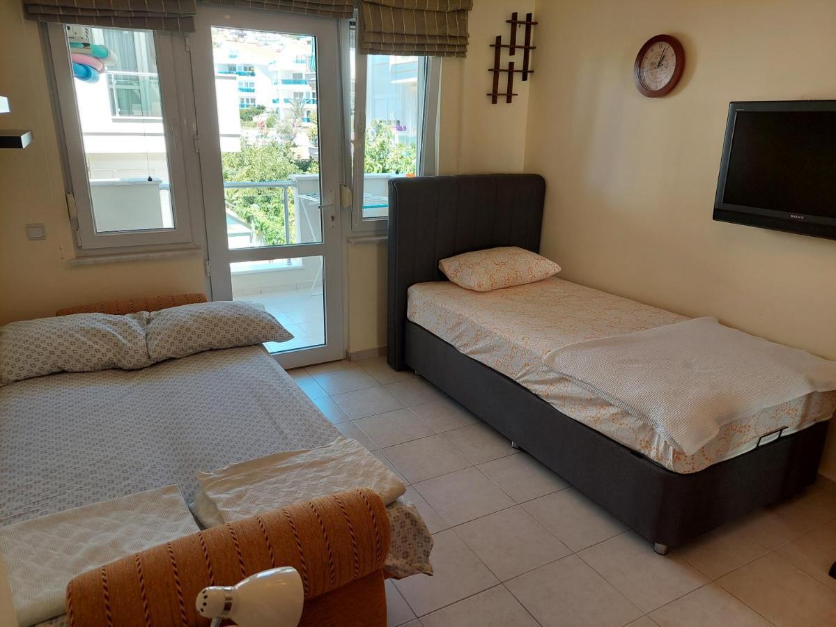 Dinek Mahallesi,eski Antalya Yplu Cad.,uygun Cleopatra 3 Sitesi No:59 Blok:e Daire:2 *