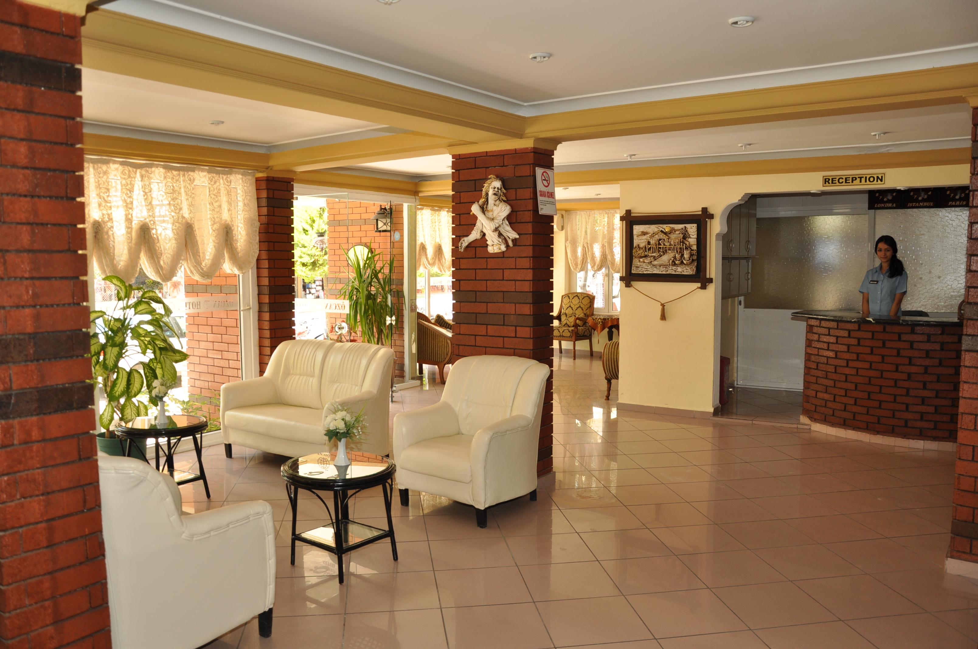 Miss Cleopatra Hotel 2*