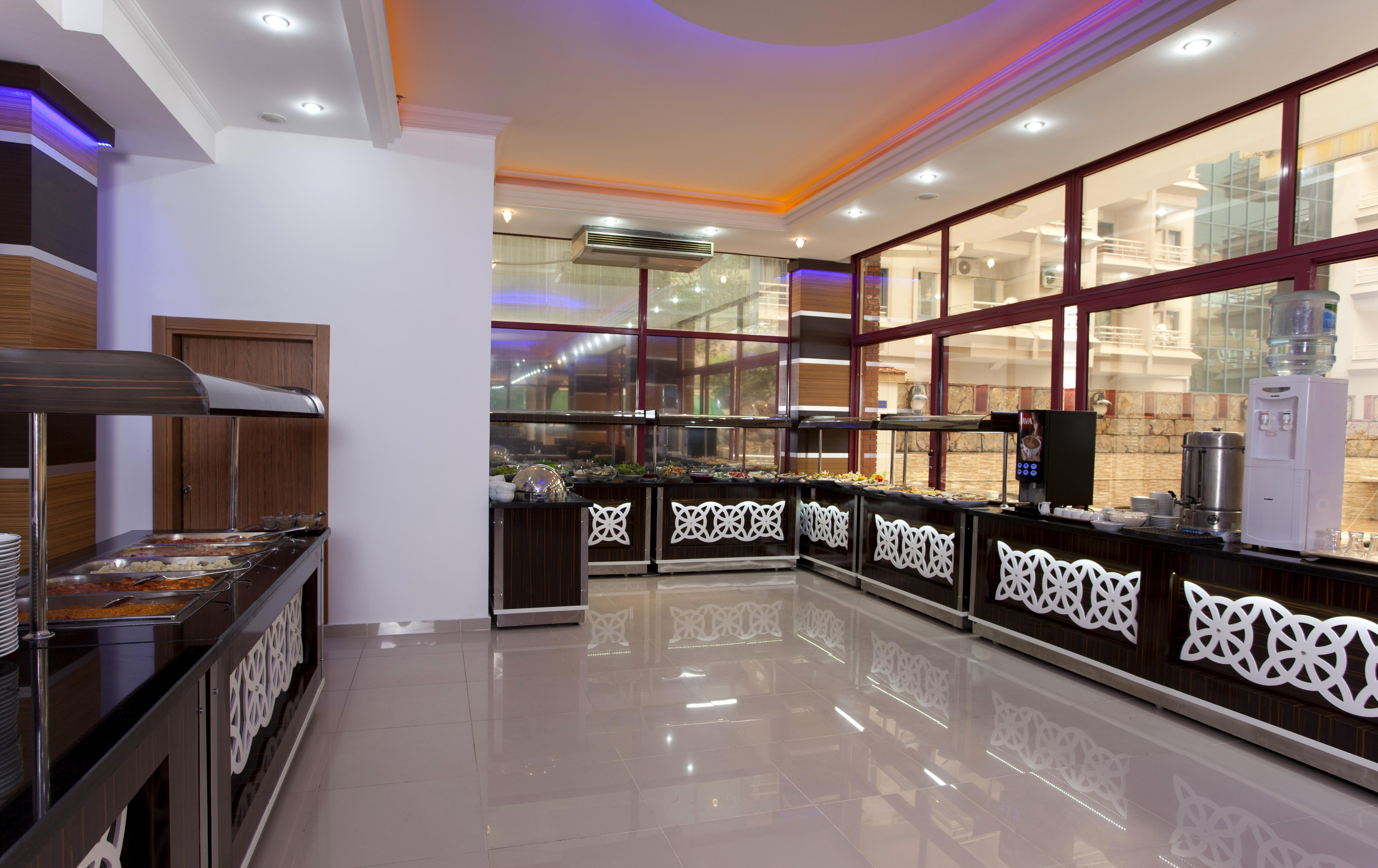 Diamore Hotel 3*