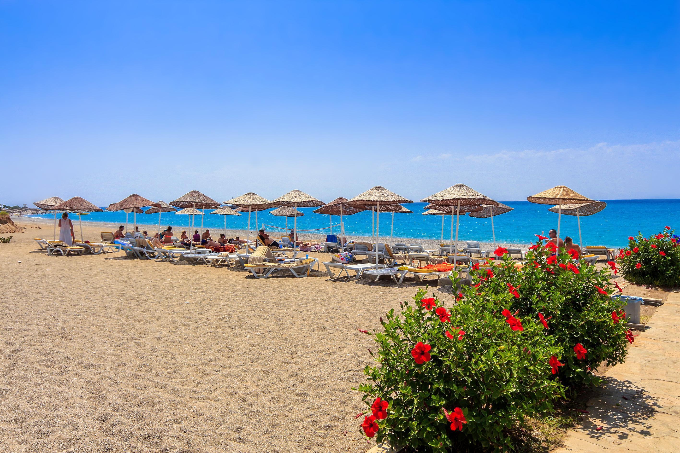 Club Aqua Plaza Hotel 4*