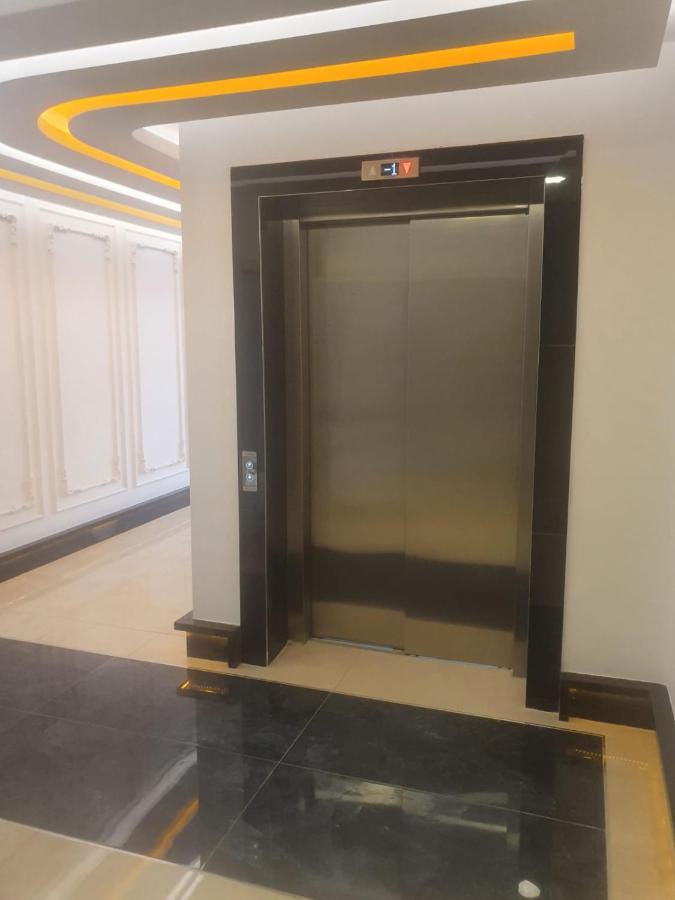 Yekta Kingdom Trade Center 1+1 Luxury Daire *