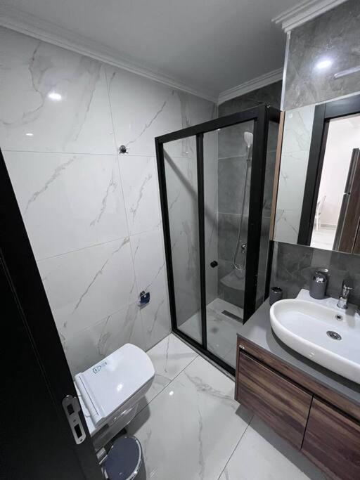 Newly Built 1+1 In Oba