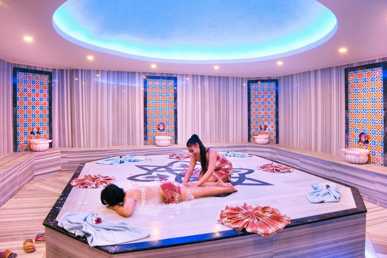 Hotel Club Aqua Plaza 4*