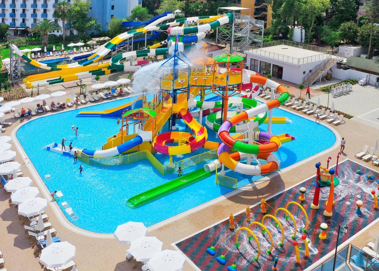 Hotel Club Aqua Plaza