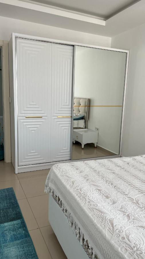 Palm Apartment *