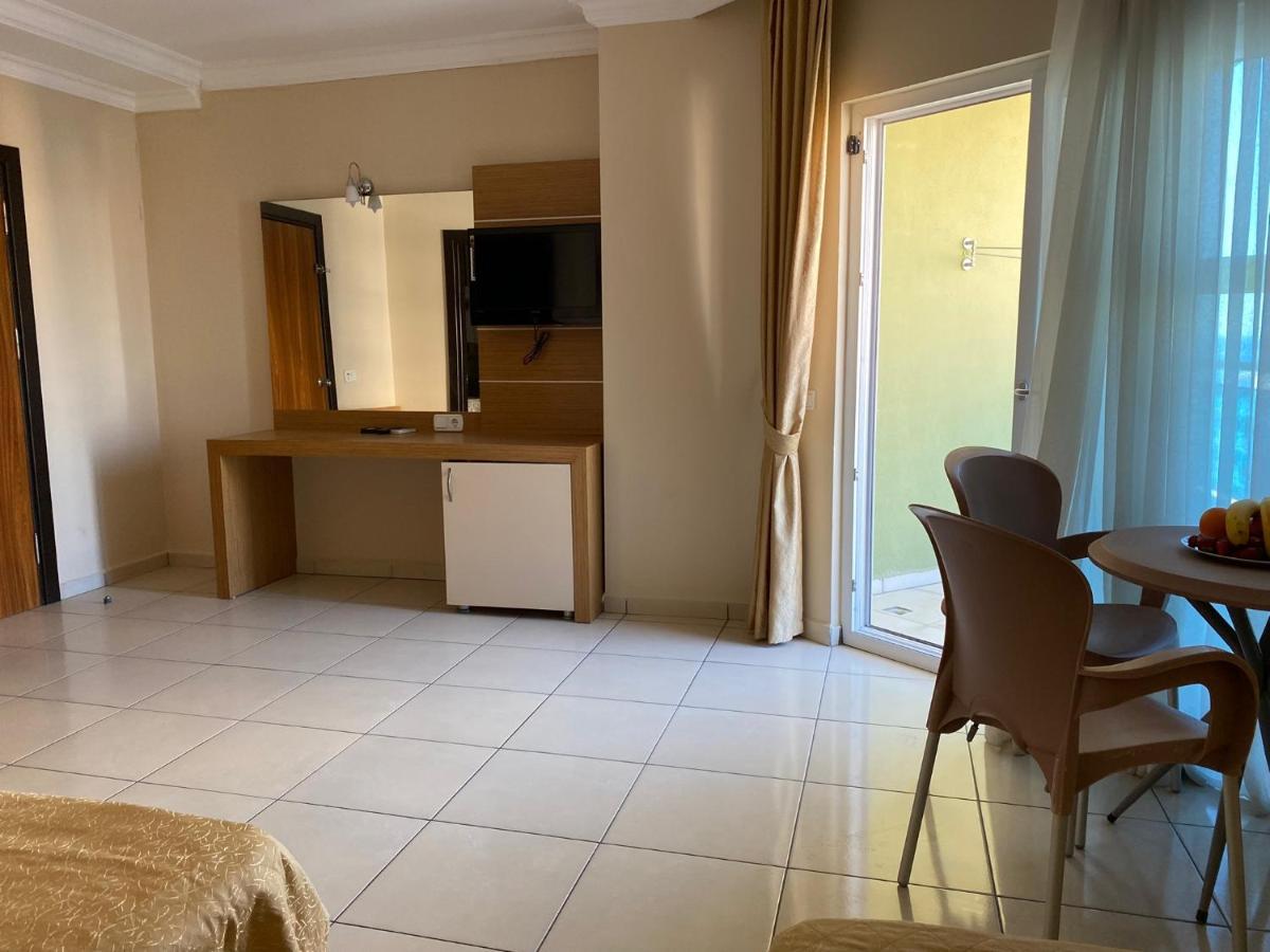 Hotel House