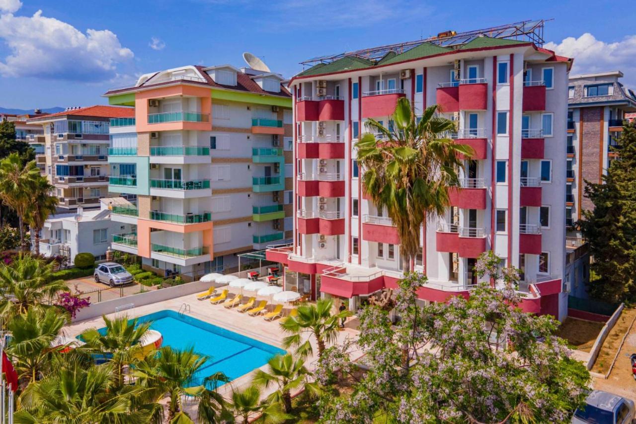 Mikado Hotel