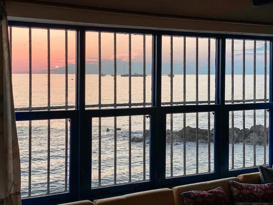 Feriehus Seafront Isolated Unique House Alanya