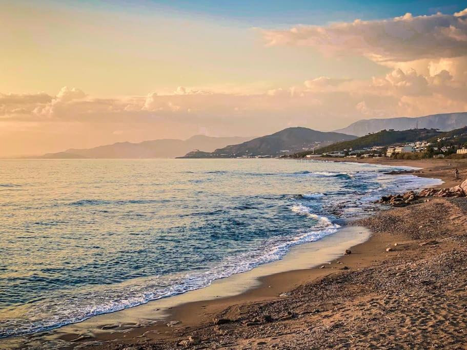 Seafront Isolated Unique House Feriehus Alanya