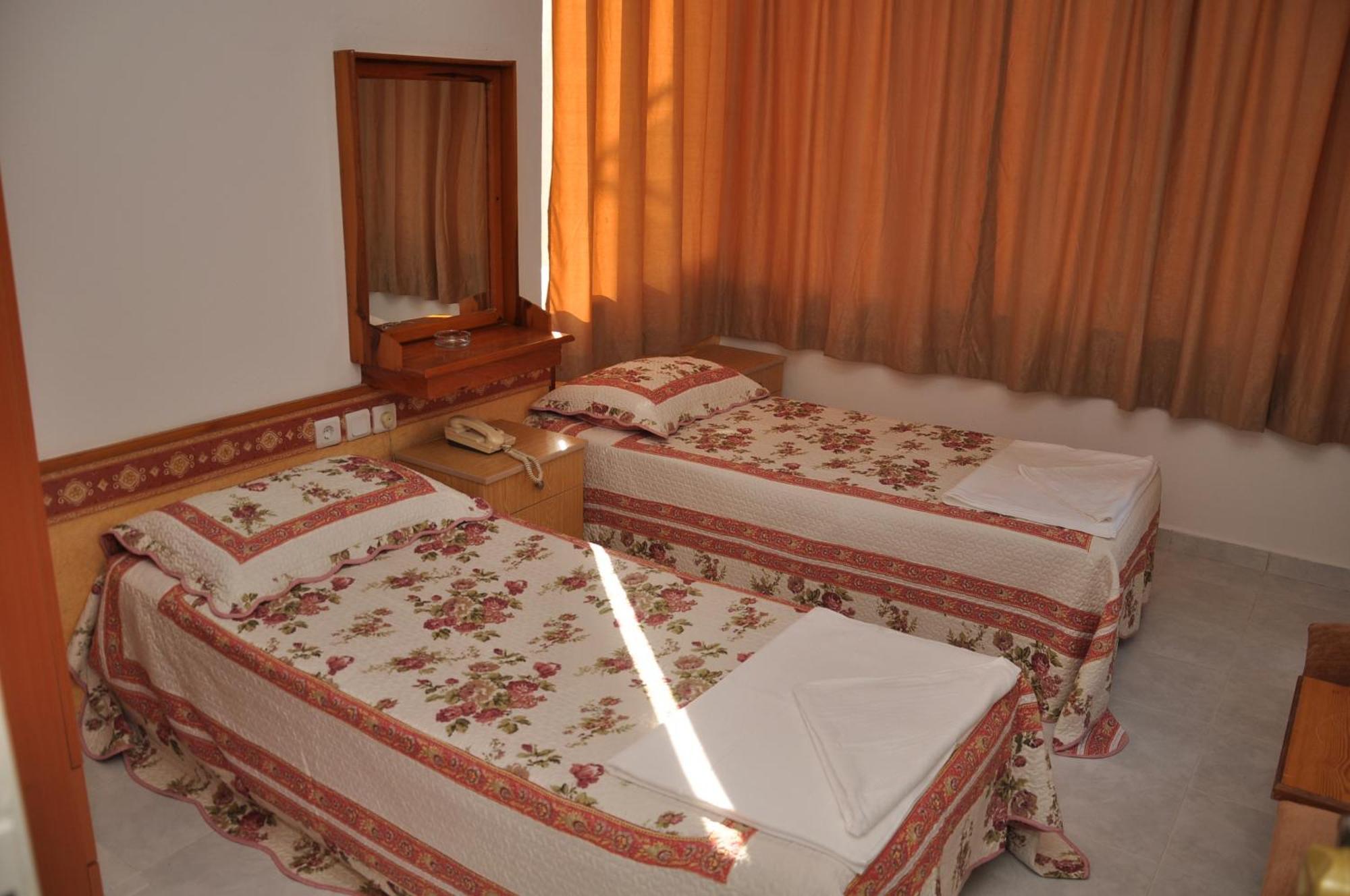 Otel Kleopatra Yildiz 2*