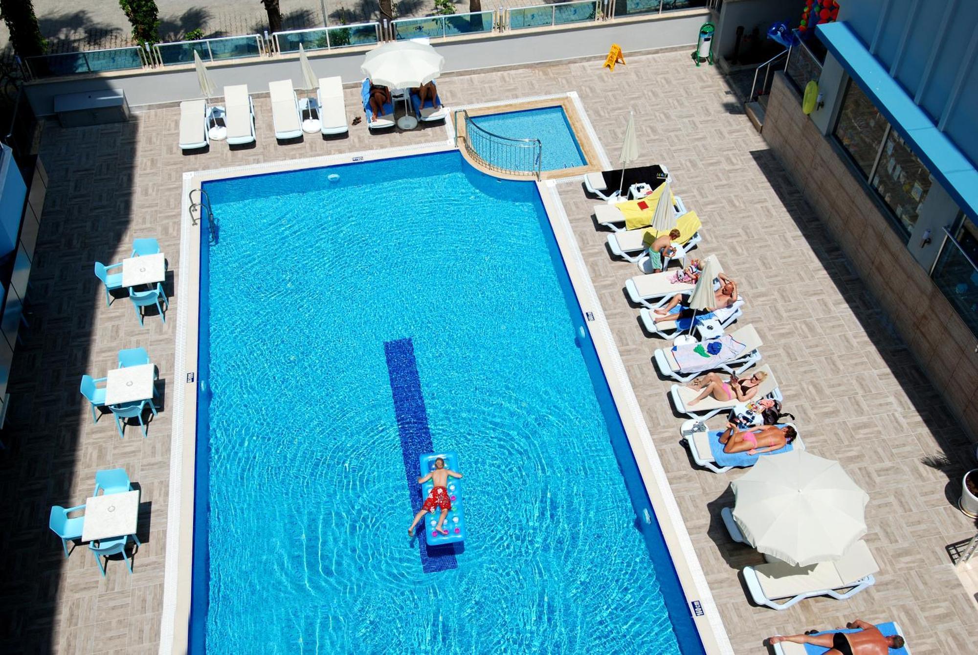 Kleopatra Ramira Alanya