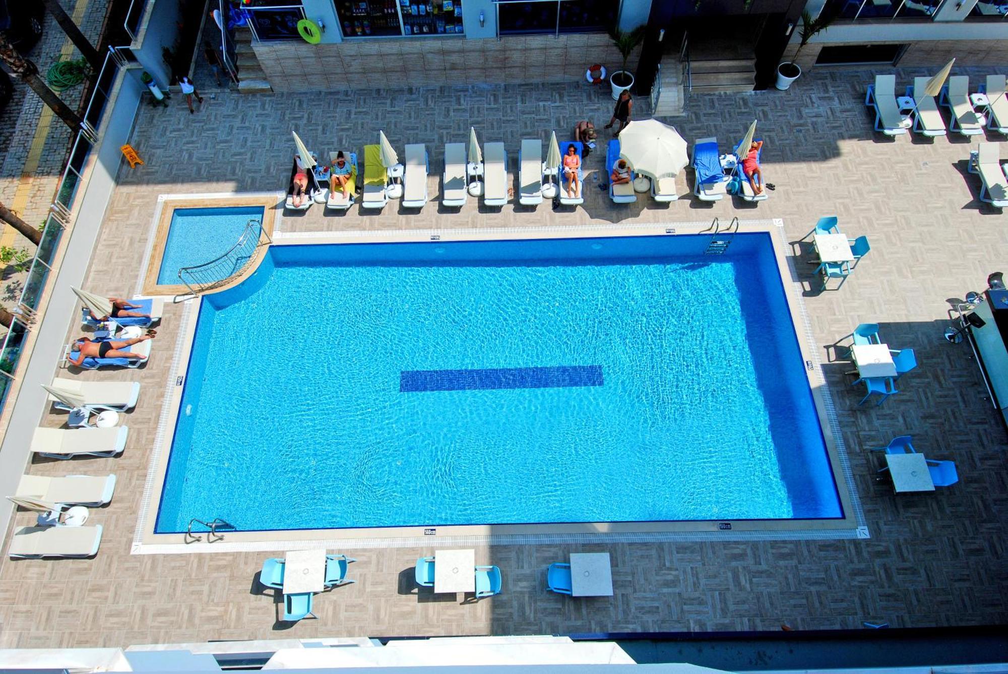 Hotel Kleopatra Ramira