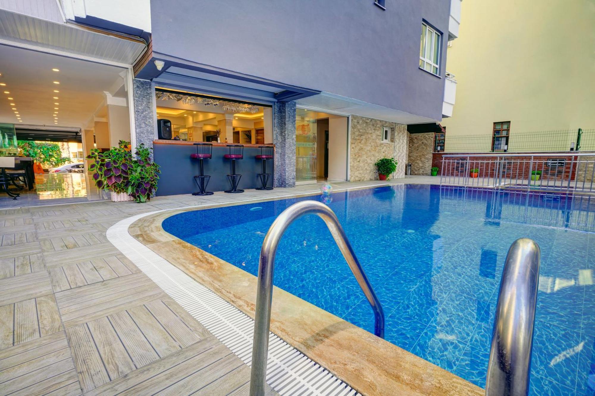Miss Cleopatra Hotel 2*