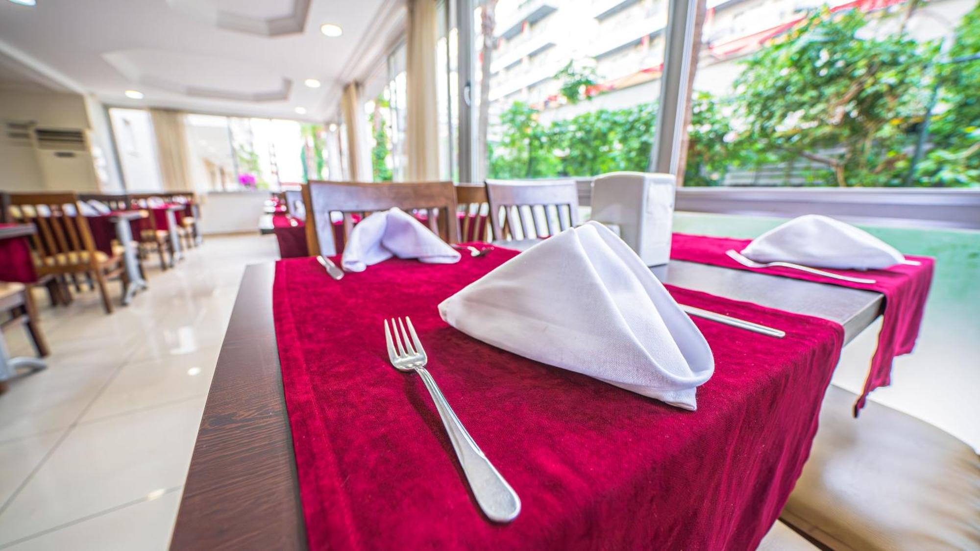 Sea Bird Beach Hotel 4*
