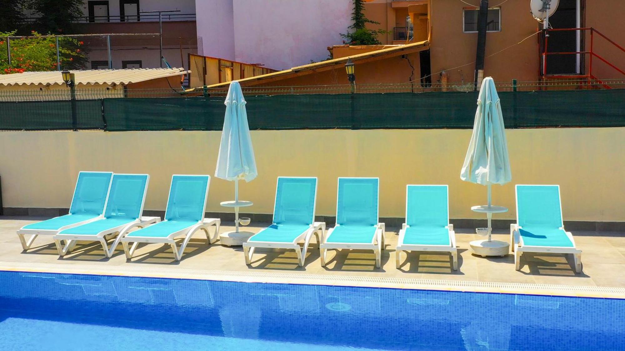 Sea Bird Beach Hotel 4*