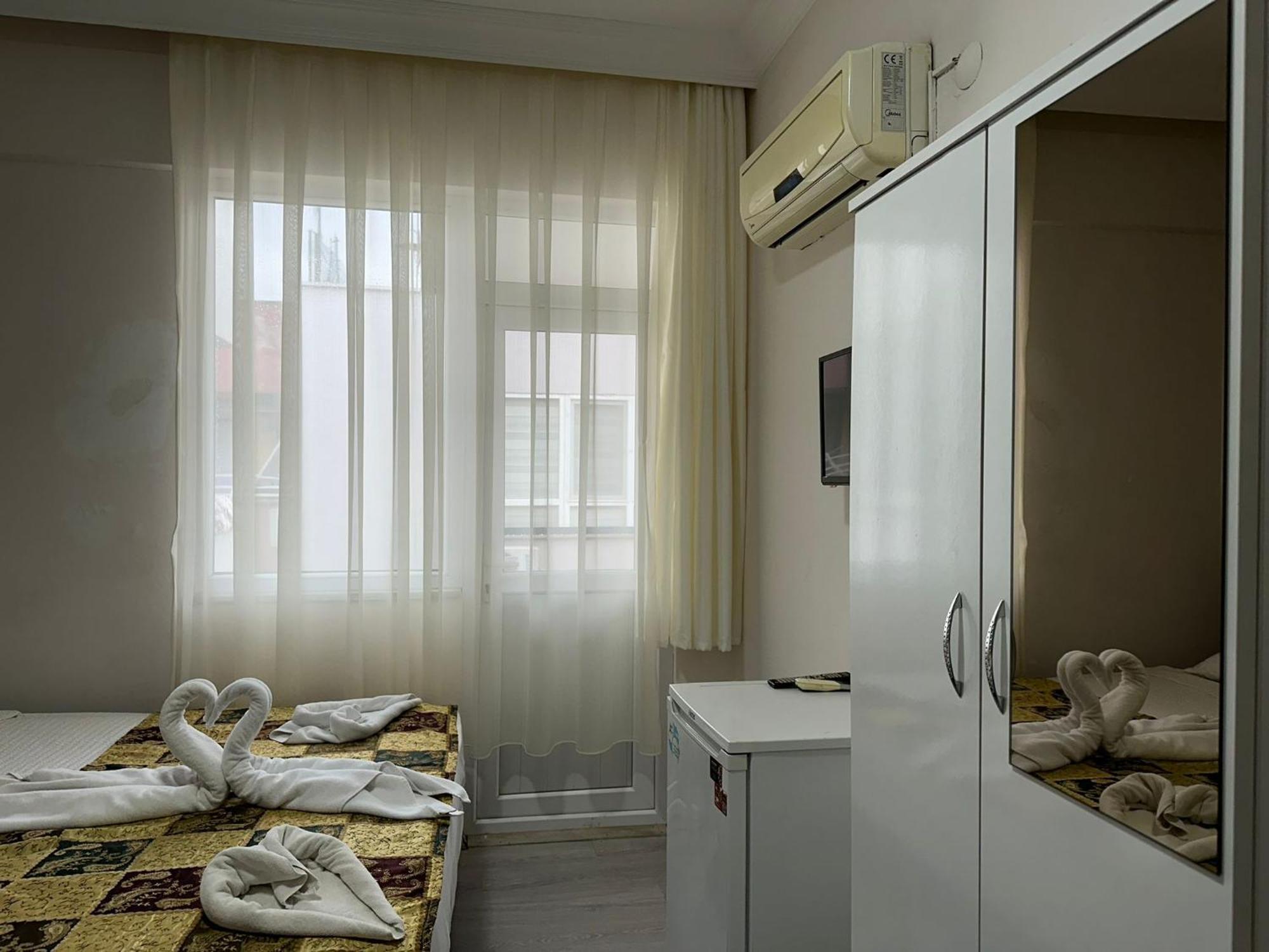 Hotel Palm 2*