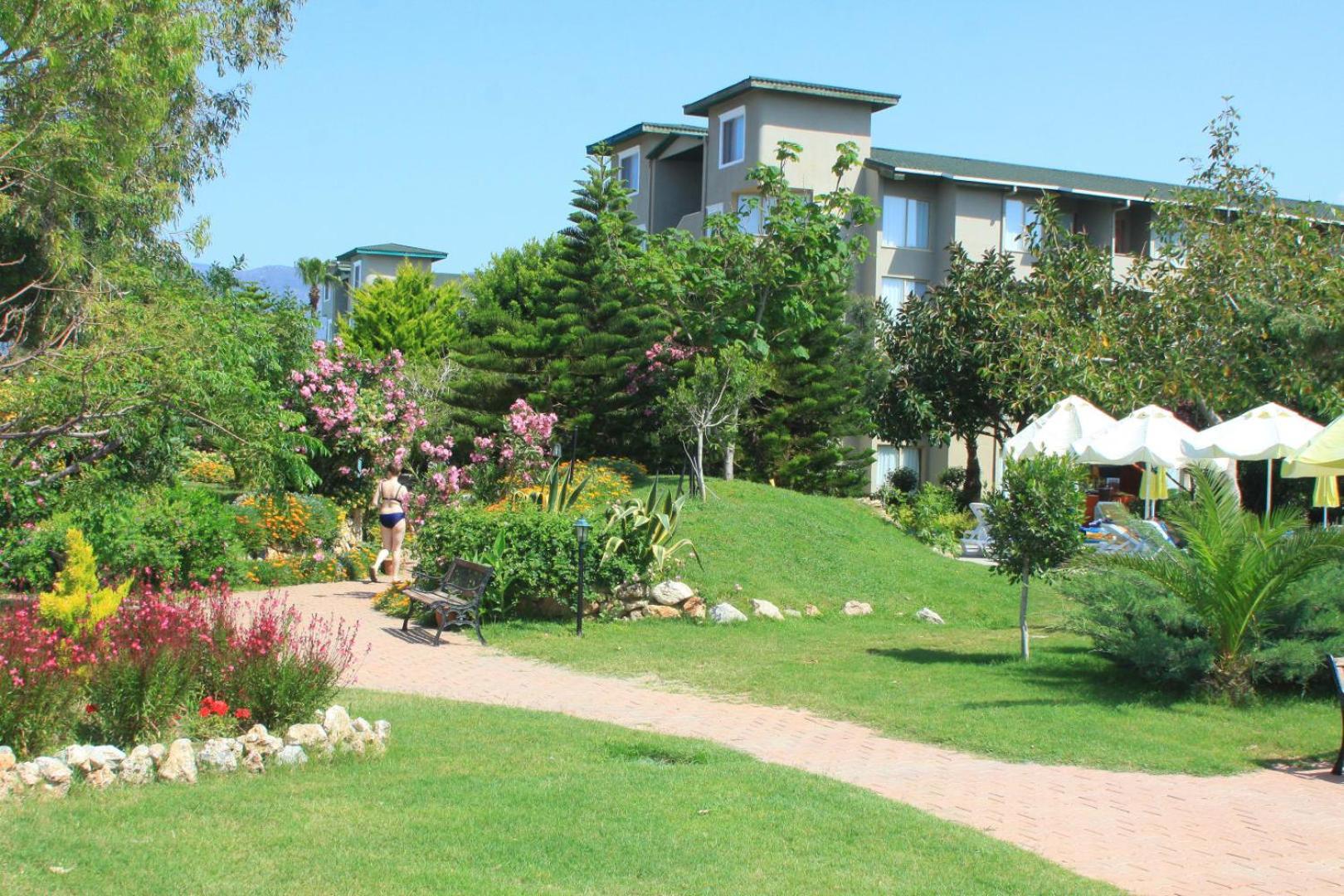 Senza Sunset Hotel 5*