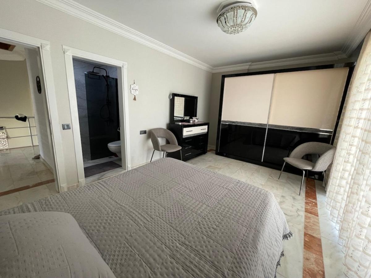 Luxury, 6 Bedroom, 3 Bathroom * Alanya