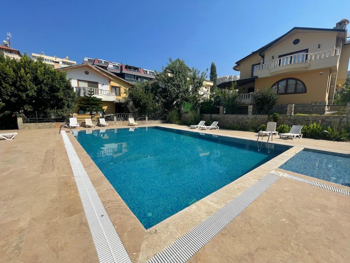 Luxury, 6 Bedroom, 3 Bathroom * Alanya