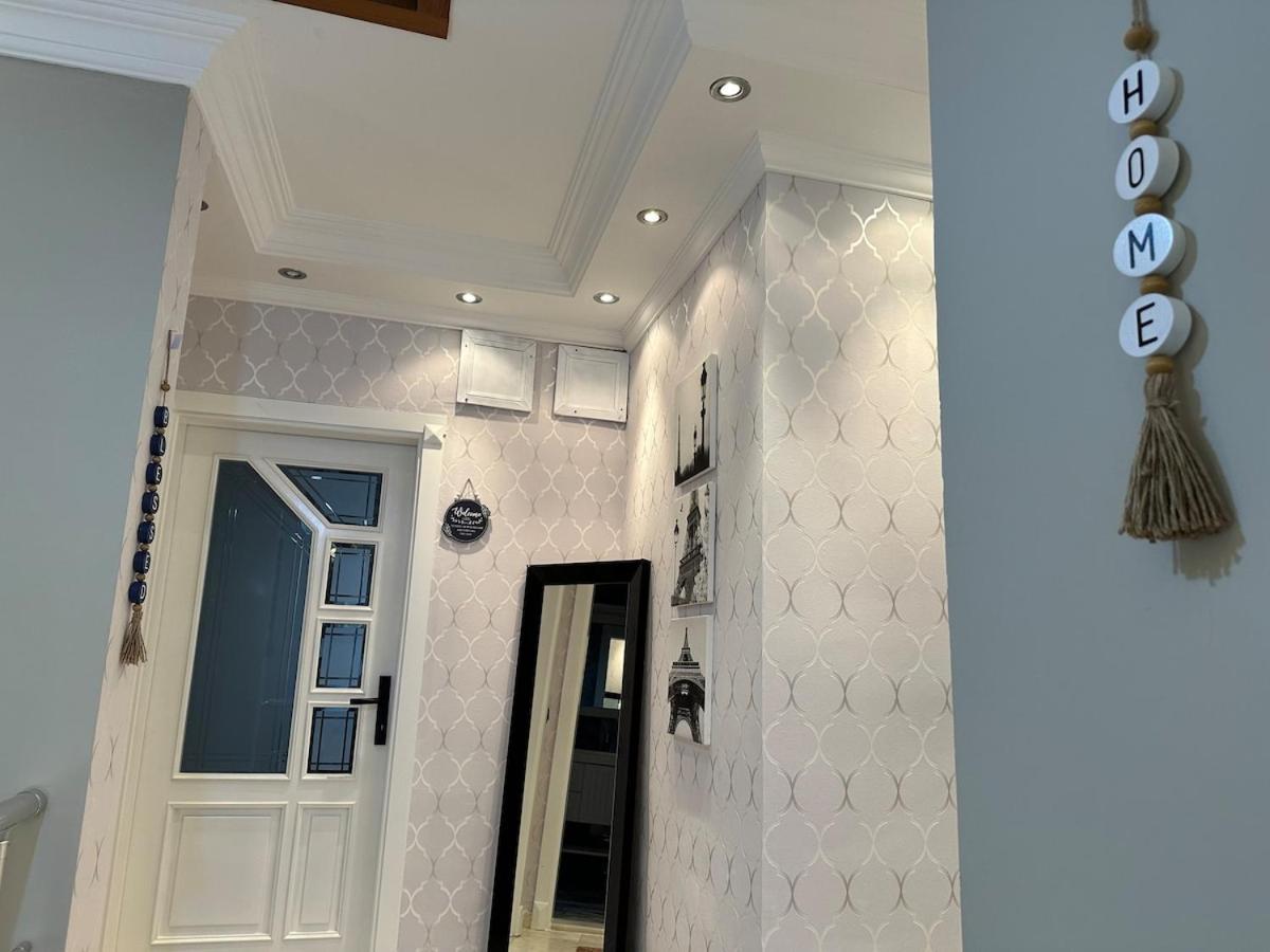 Luxury, 6 Bedroom, 3 Bathroom Villa Alanya