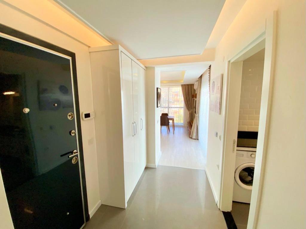 Apartment 1bd Flat 200m To The Beach! Great Location! *