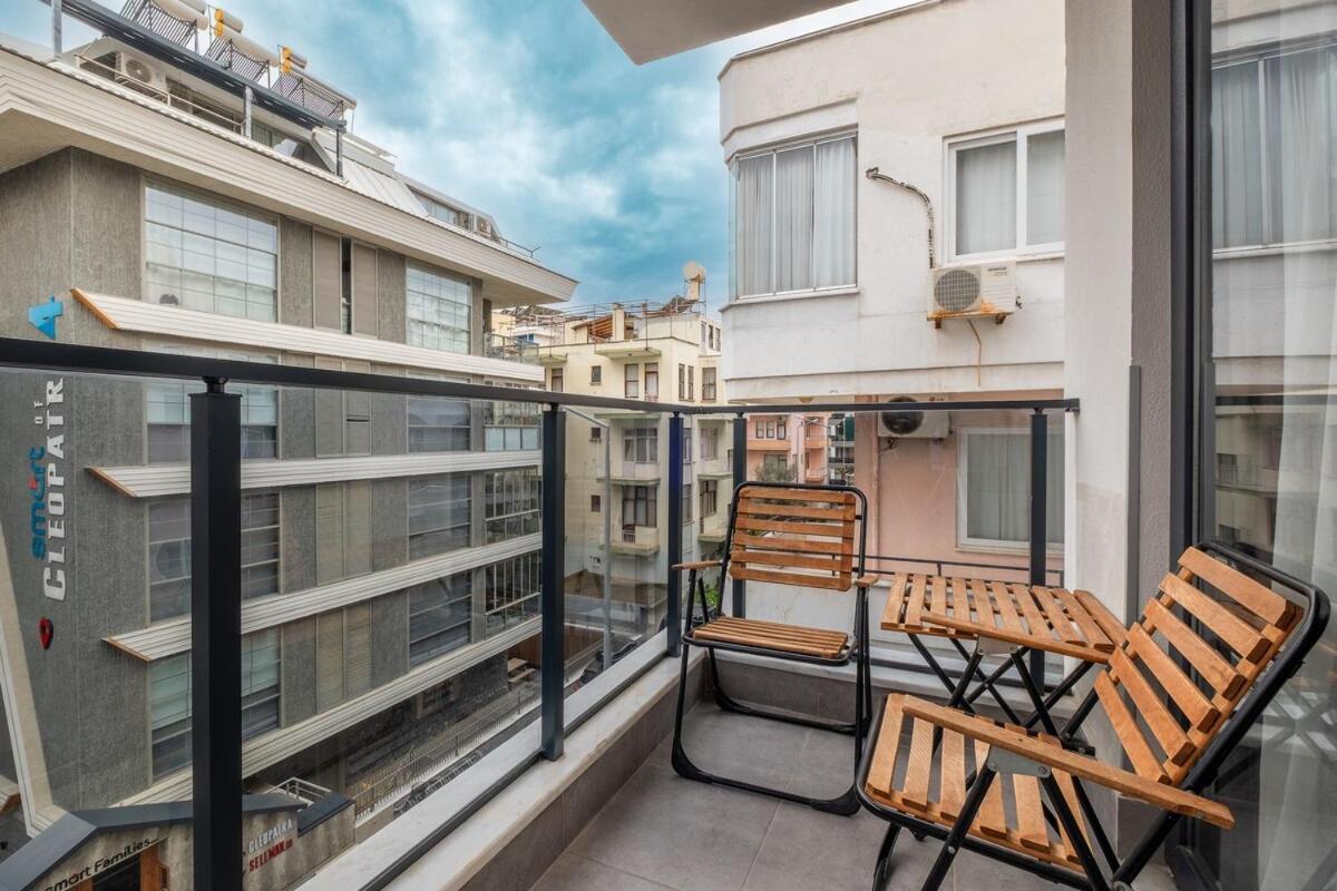 Apartment Camelia 9 *