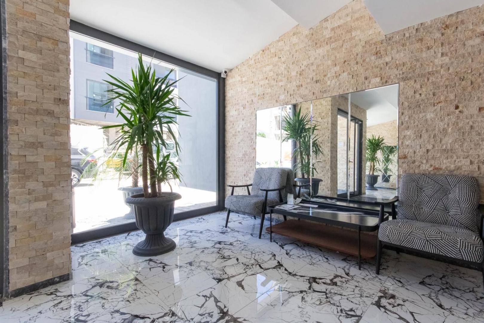 Gokgur 2-bedroom For Rent, 400 Meters From The Sea, Mahmutlar,