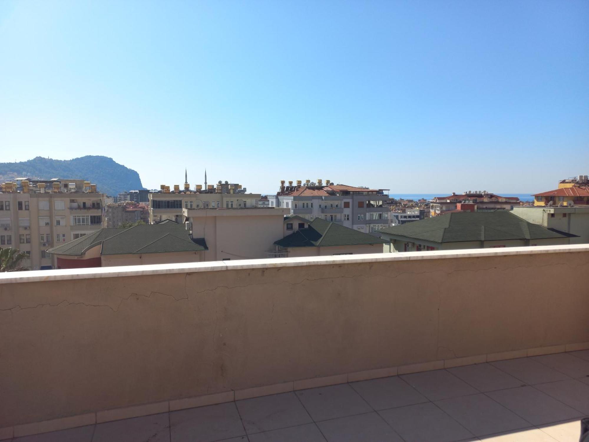 Comfort - Whole Appartments - Shared Kitchen - Airport Shuttle Bookable Daire