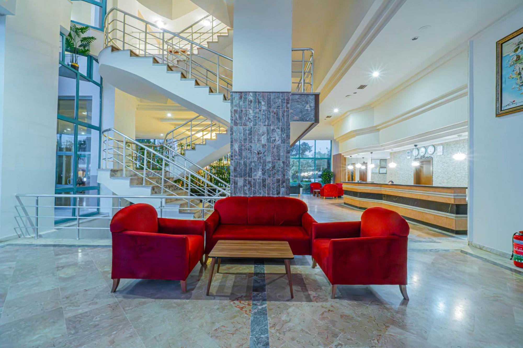 Hotel Pyxis Point 4*