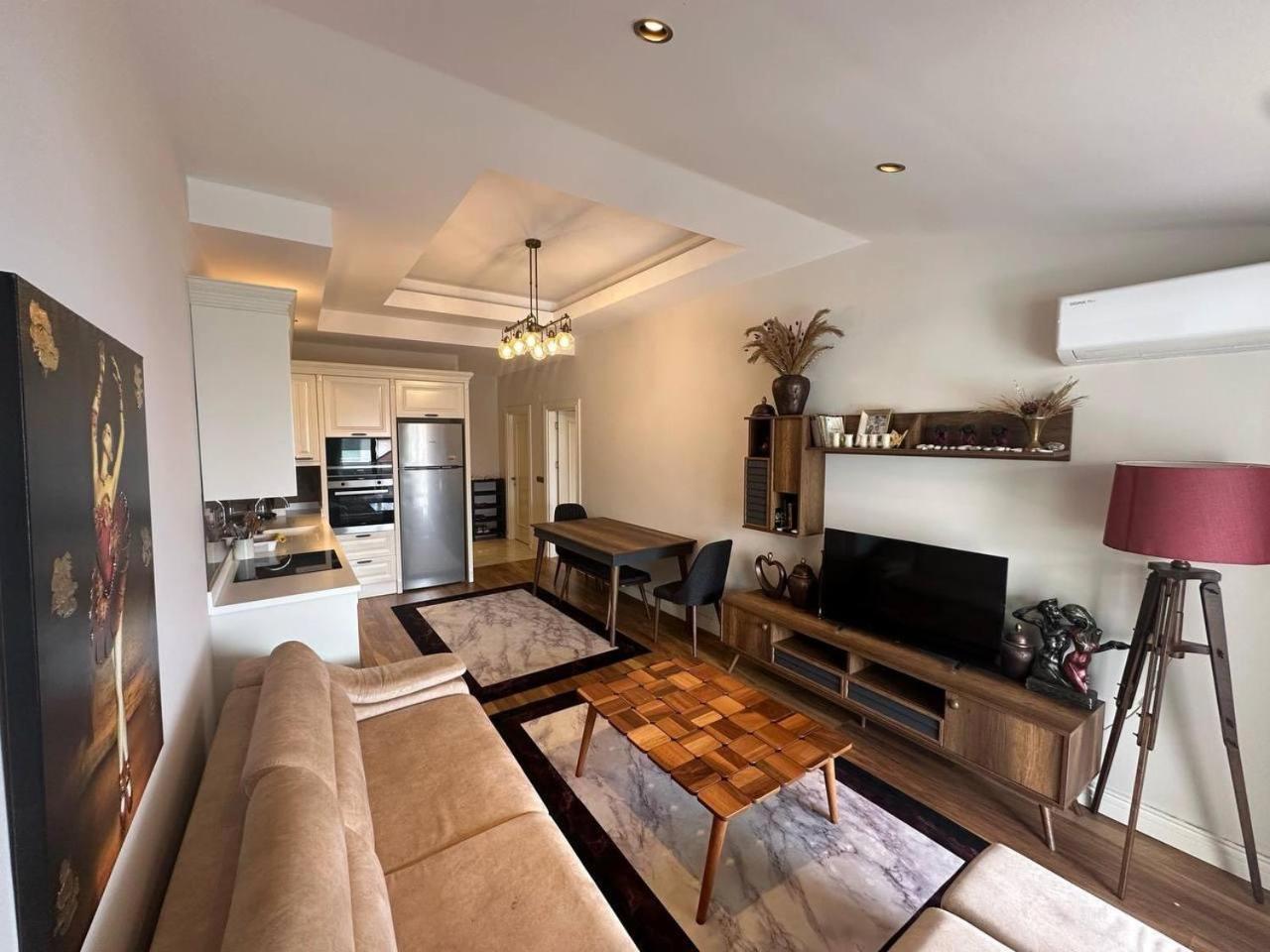 Sa Apartments! Beachfront With Sea View & Pool Appartement