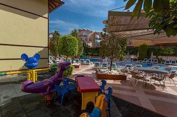 Moonflower Aparts & Aparthotel 3*