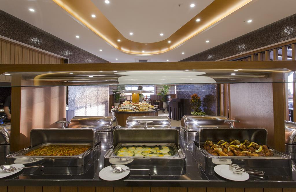 Hotel Michell & (adults Only) 5*