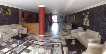 Hotel Oencuel 3*