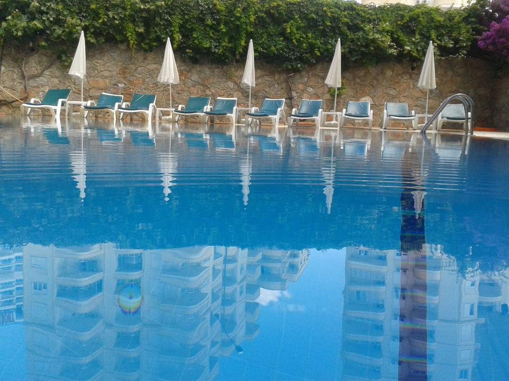 Orange Grove Apart