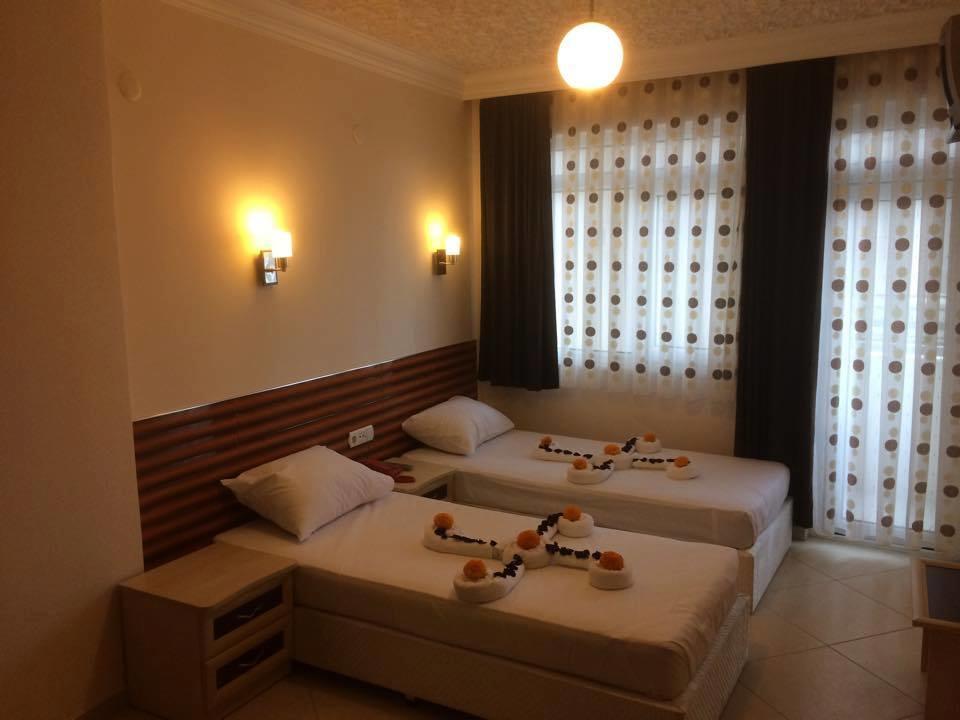 Otel Destino 2*