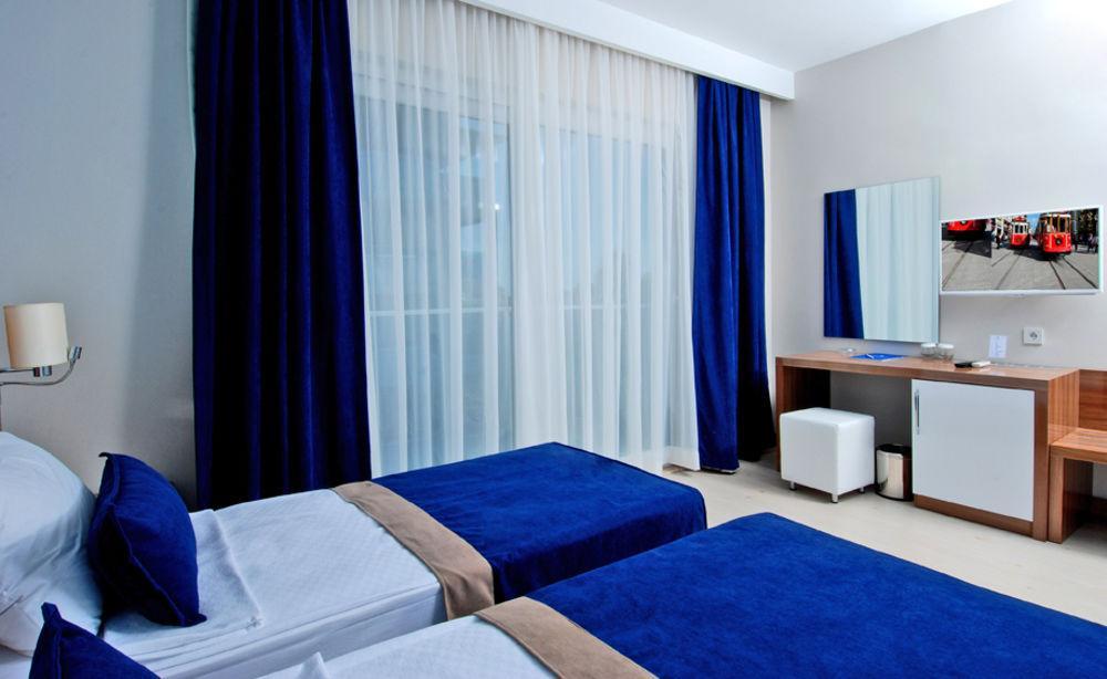 Kleopatra Ramira Hotel