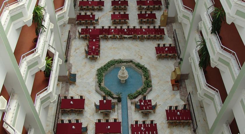Sunshine Hotel 4*