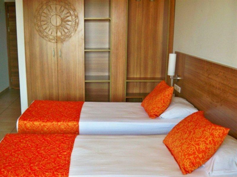 Hotel Gunes House