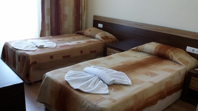 Aparthotel Primera & App 3*