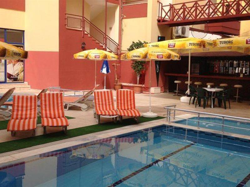 Aparthotel Baronessa 3*