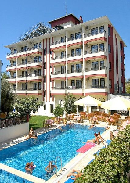 Kandelor Hotel 4*