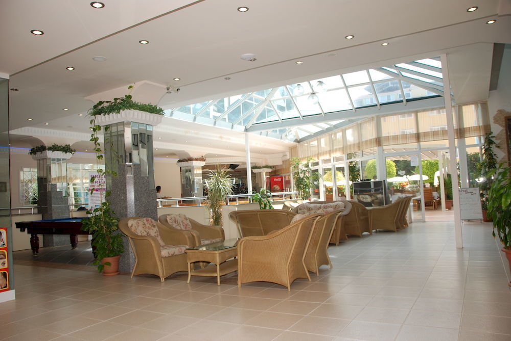 Risus Hotel 2*