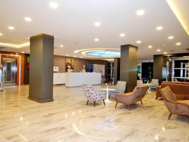 Kleopatra Ramira 4*