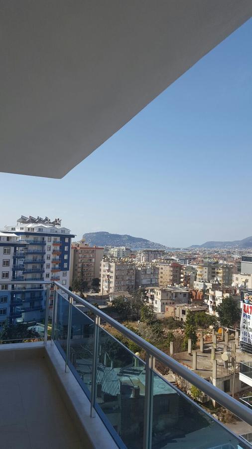 Hill Sun 2 Apartment *